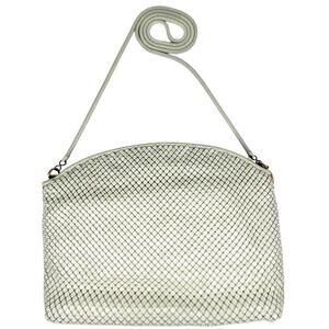 La Regale Vintage 70s Off White Mesh Chainmail Omega Chain Crossbody Bag Handbag